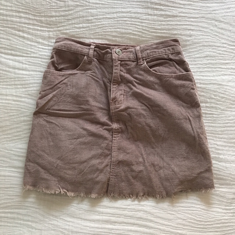 Brandy Melville Corduroy Skirt (Light pink)
